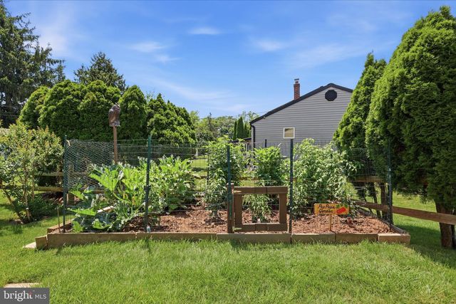 665 PADDOCK RD, Southampton, PA 18966