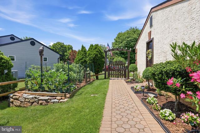 665 PADDOCK RD, Southampton, PA 18966