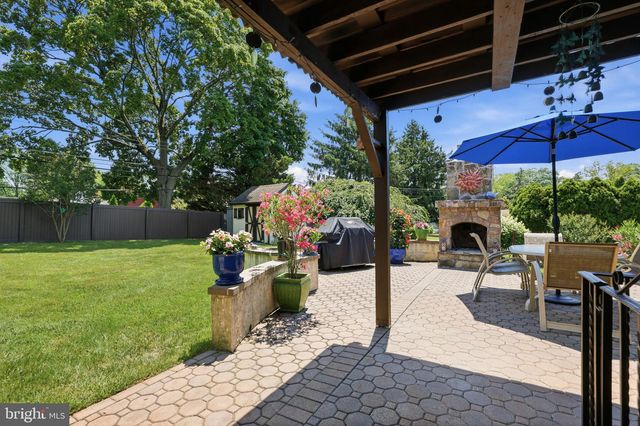665 PADDOCK RD, Southampton, PA 18966