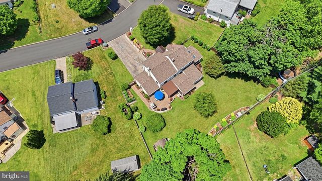 665 PADDOCK RD, Southampton, PA 18966