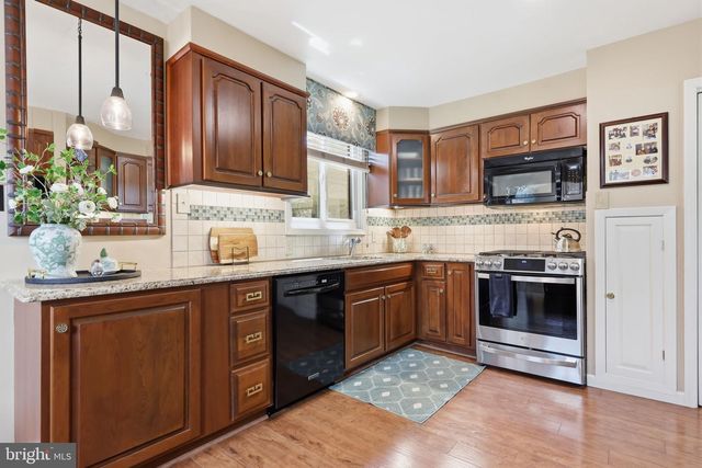 665 PADDOCK RD, Southampton, PA 18966