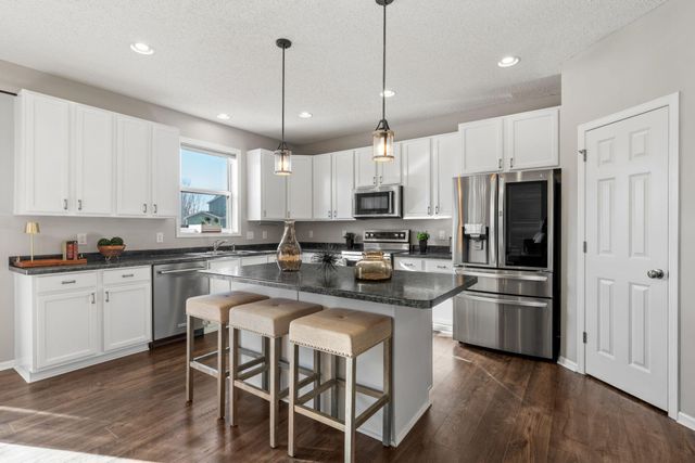 4560 199th Street W, Farmington, MN 55024