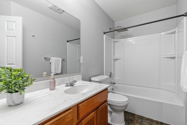 4560 199th Street W, Farmington, MN 55024