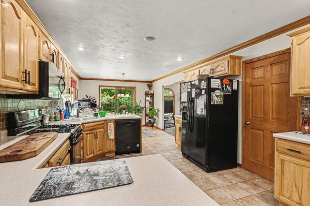26805 Drape Road, Antwerp Twp, MI 49065