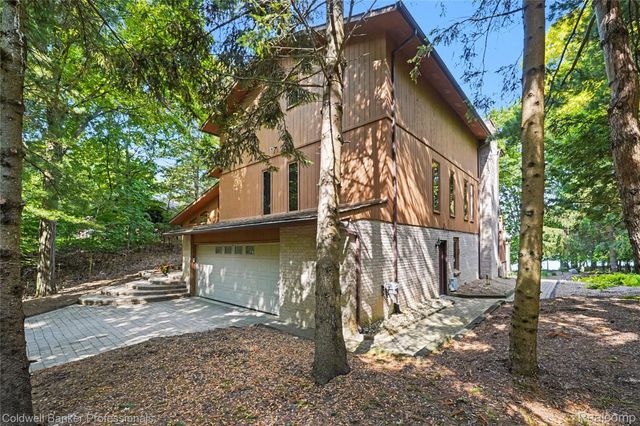 3583 Mitchell Road, Elba Township, MI 48446