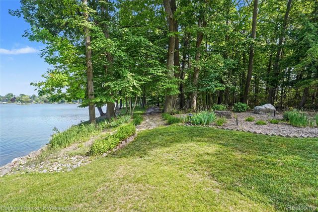 3583 Mitchell Road, Elba Township, MI 48446