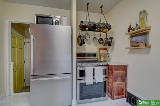 5035 Charles Street, Omaha, NE 68132