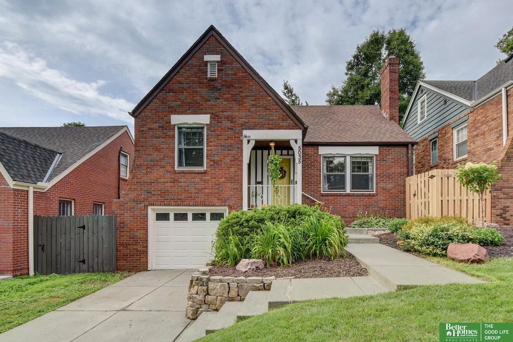 5035 Charles Street, Omaha, NE 68132