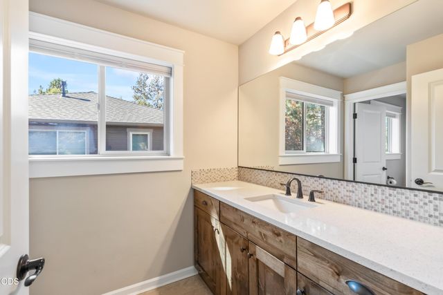60345 Sage Stone Loop, Bend, OR 97702