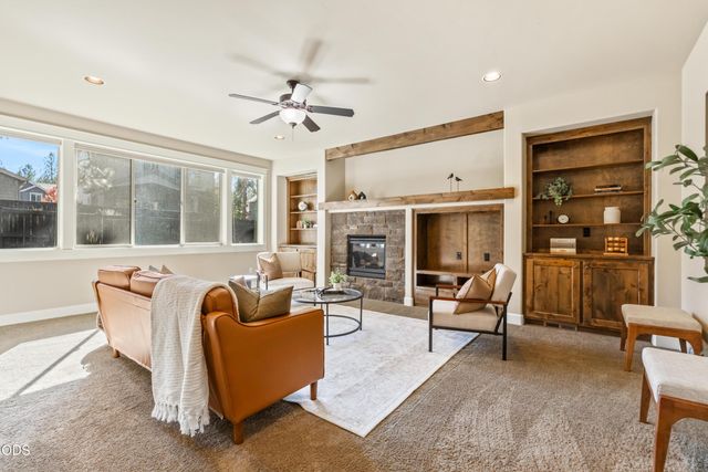 60345 Sage Stone Loop, Bend, OR 97702