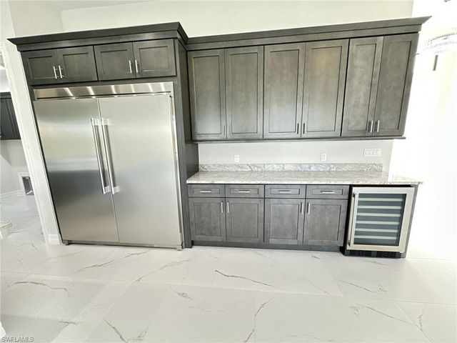 3915 Kismet PKWY W, Cape Coral, FL 33993