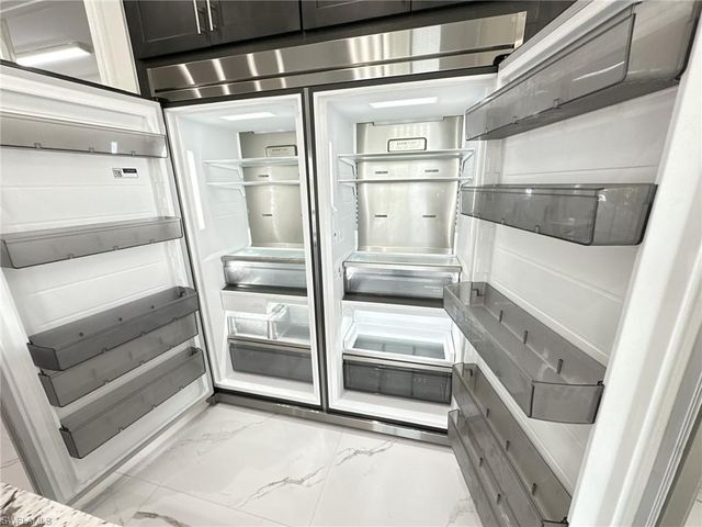 3915 Kismet PKWY W, Cape Coral, FL 33993