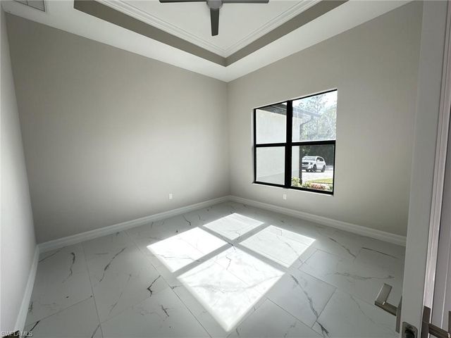 3915 Kismet PKWY W, Cape Coral, FL 33993