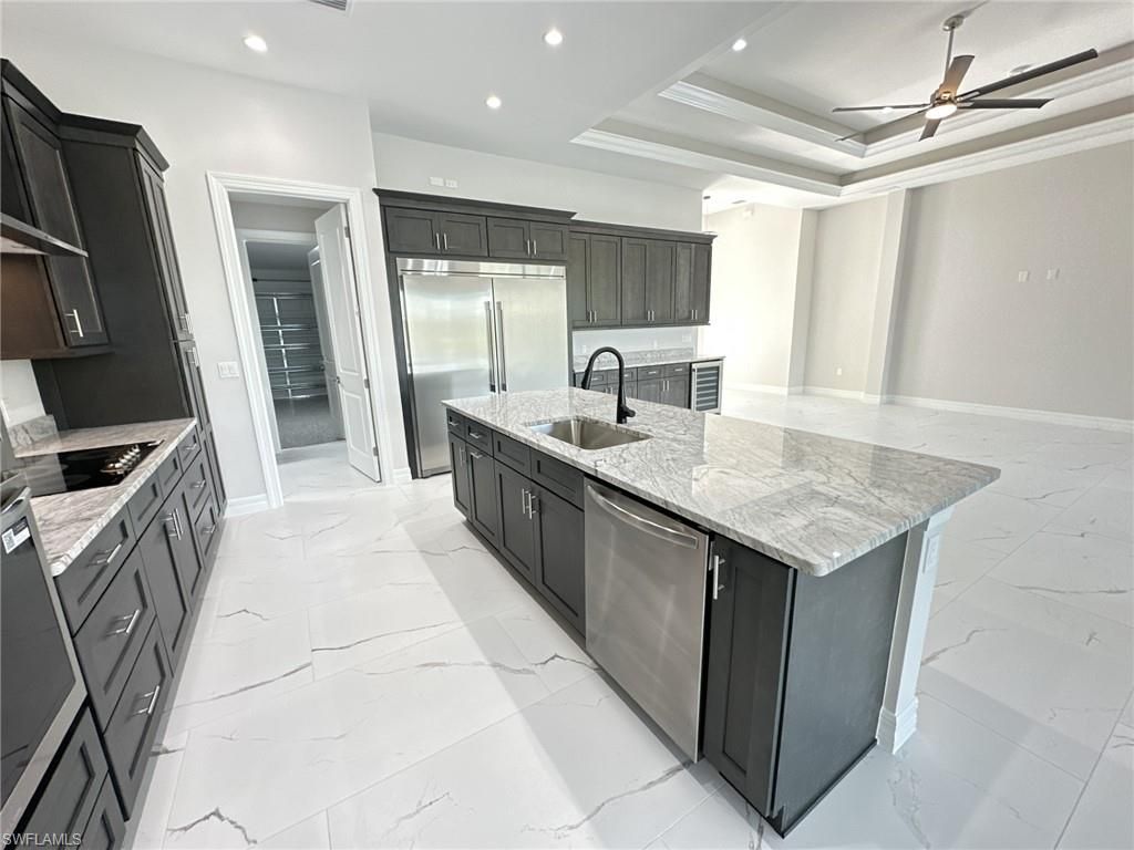 Image 11 of property listing at 3915 Kismet PKWY W, Cape Coral, FL 33993