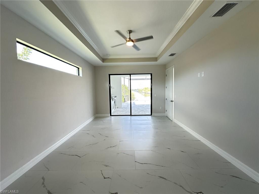 Image 16 of property listing at 3915 Kismet PKWY W, Cape Coral, FL 33993