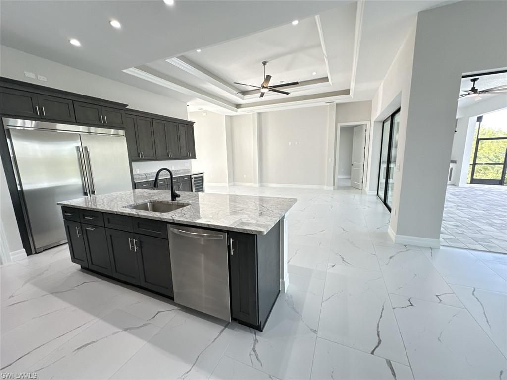 Image 3 of property listing at 3915 Kismet PKWY W, Cape Coral, FL 33993