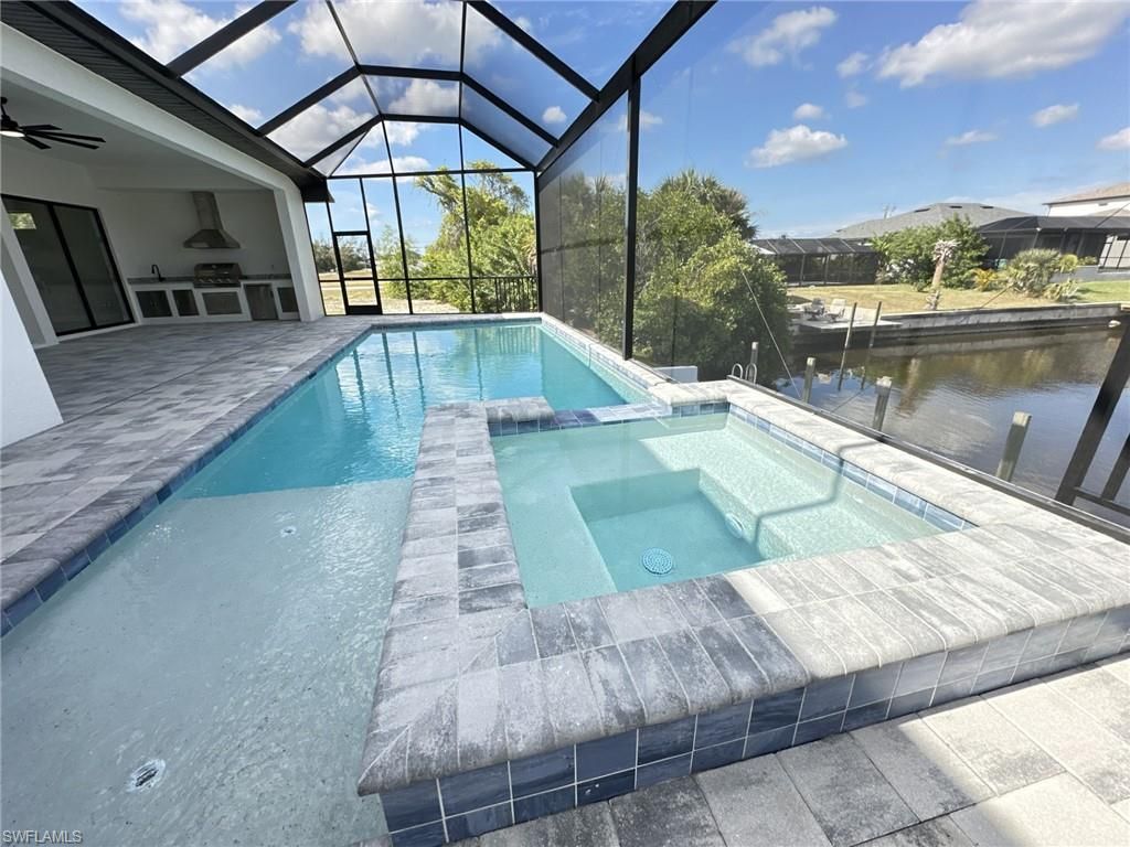 Image 30 of property listing at 3915 Kismet PKWY W, Cape Coral, FL 33993