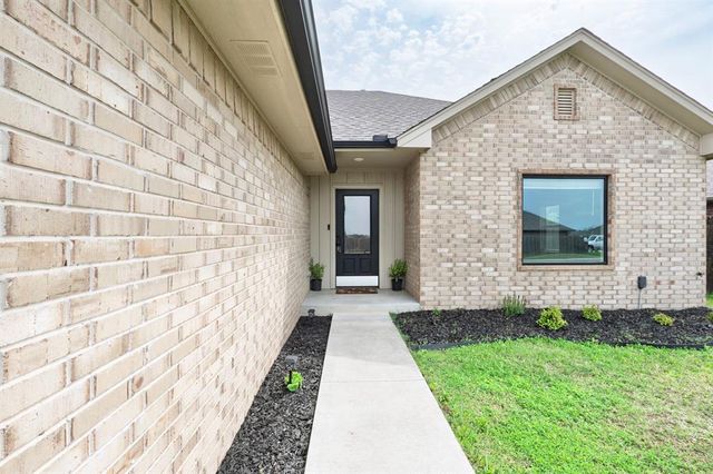 2225 Bent Tree Road, Shawnee, OK 74804