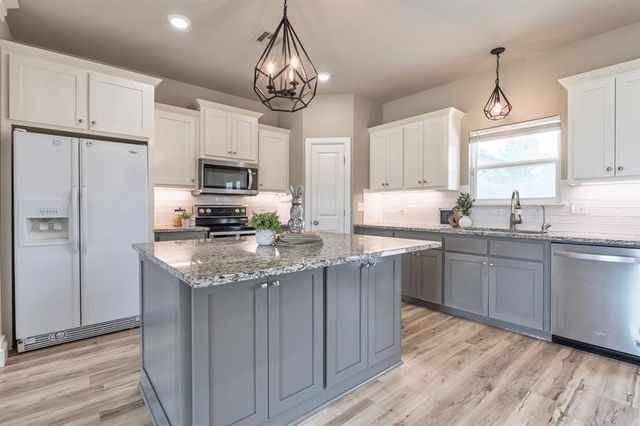 2225 Bent Tree Road, Shawnee, OK 74804