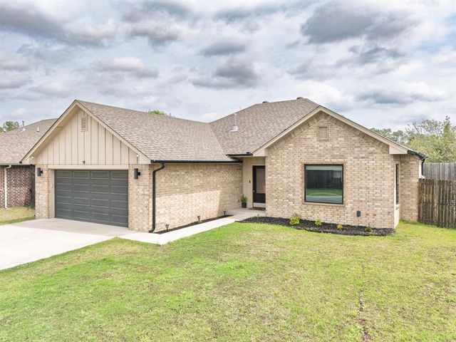 2225 Bent Tree Road, Shawnee, OK 74804