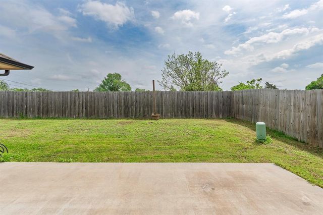 2225 Bent Tree Road, Shawnee, OK 74804
