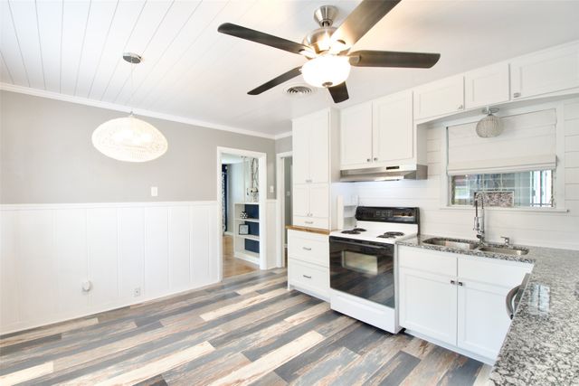 1307 N 65th Street, Waco, TX 76710