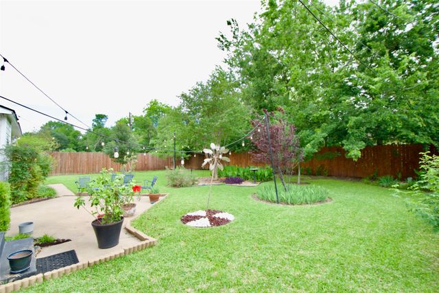 1307 N 65th Street, Waco, TX 76710
