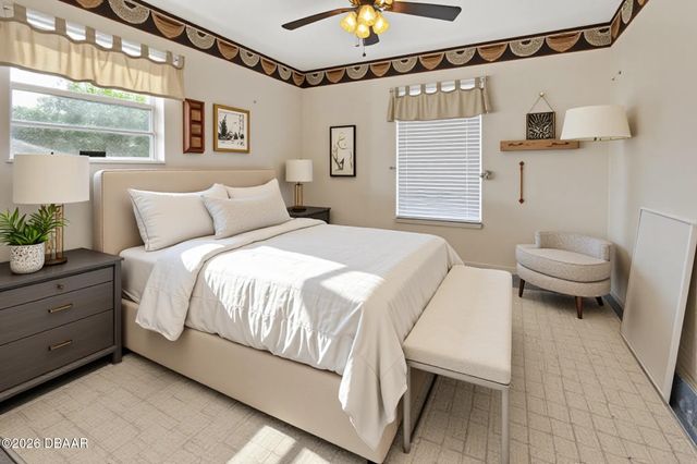 555 Sandy Pines Drive, Orange City, FL 32763