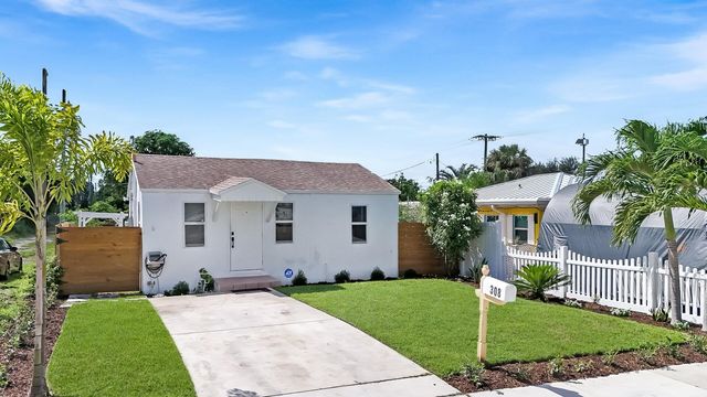 308 SW 1st Street, Delray Beach, FL 33444