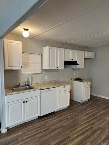 15054 W Beaver Dr, Central, LA 70770