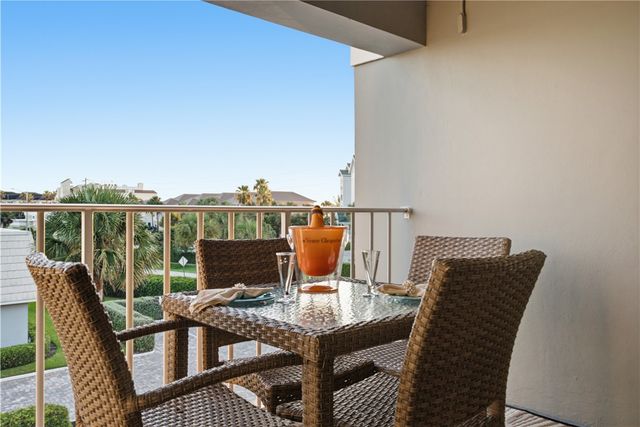 2743 Ocean Drive 47E, Vero Beach, FL 32963
