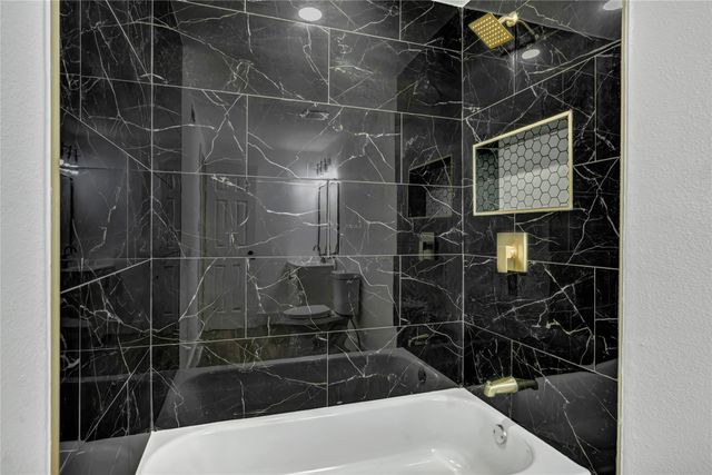 3709 S Hughes Avenue, Fort Worth, TX 76119