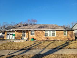 1535 & 1535 1/2 S 5th Avenue, Kankakee, IL 60901