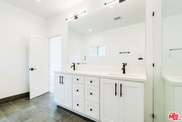 4574 Shadeway Road, Lakewood, CA 90713