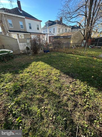 339 TIOGA ST, Trenton, NJ 08609