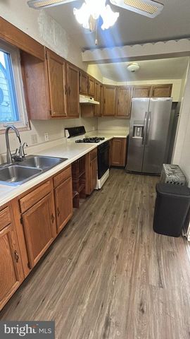 339 TIOGA ST, Trenton, NJ 08609