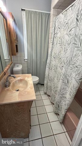 339 TIOGA ST, Trenton, NJ 08609