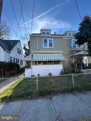 339 TIOGA ST, Trenton, NJ 08609