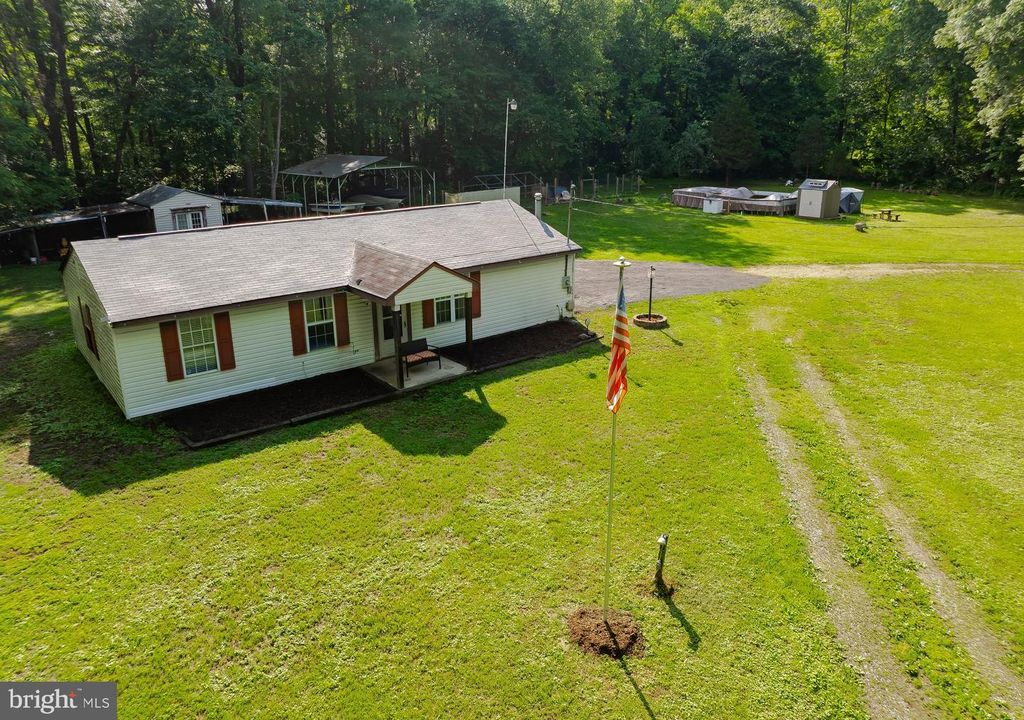Image 1 of property listing at 6345 HOOVER LN, Bryans Road, MD 20616