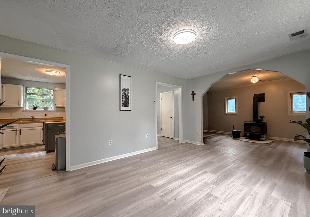 Image 17 of property listing at 6345 HOOVER LN, Bryans Road, MD 20616