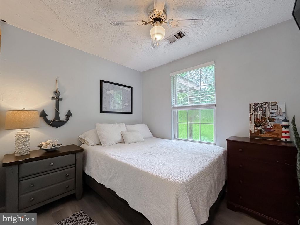 Image 23 of property listing at 6345 HOOVER LN, Bryans Road, MD 20616