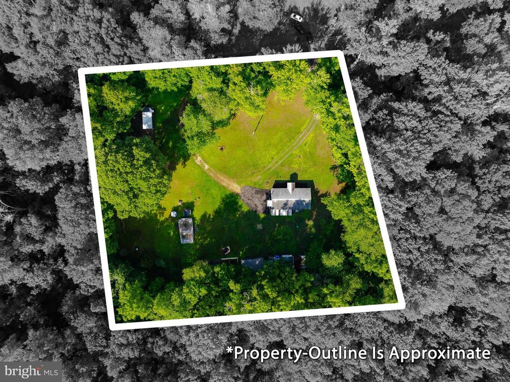 Image 3 of property listing at 6345 HOOVER LN, Bryans Road, MD 20616
