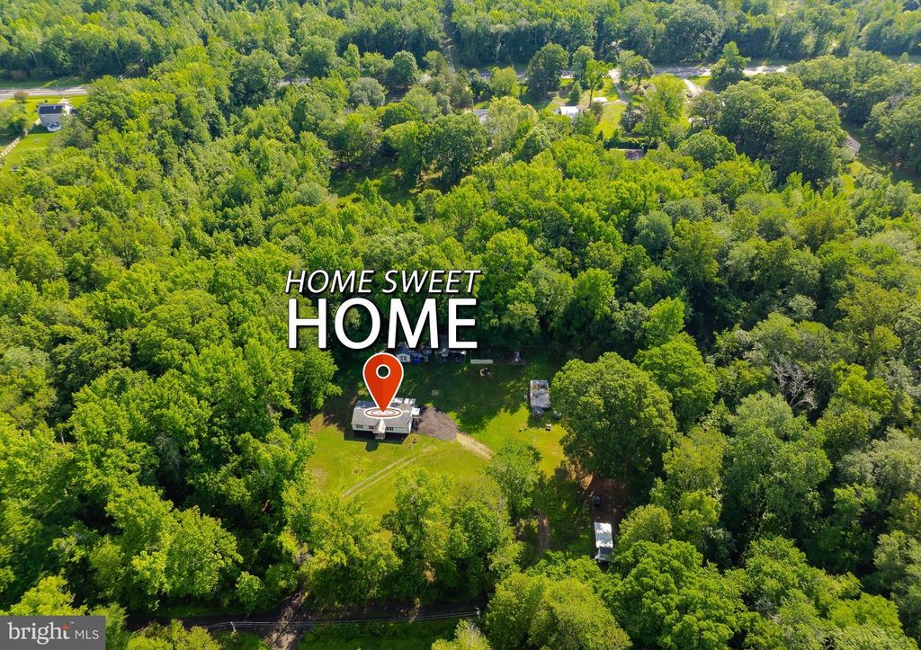 Image 35 of property listing at 6345 HOOVER LN, Bryans Road, MD 20616