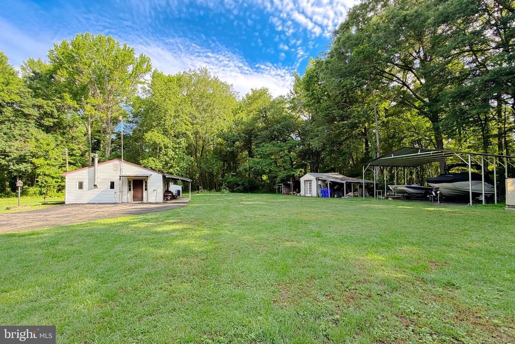 Image 47 of property listing at 6345 HOOVER LN, Bryans Road, MD 20616