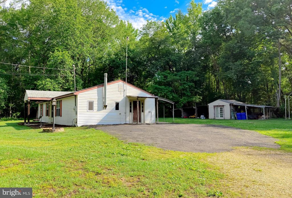 Image 48 of property listing at 6345 HOOVER LN, Bryans Road, MD 20616