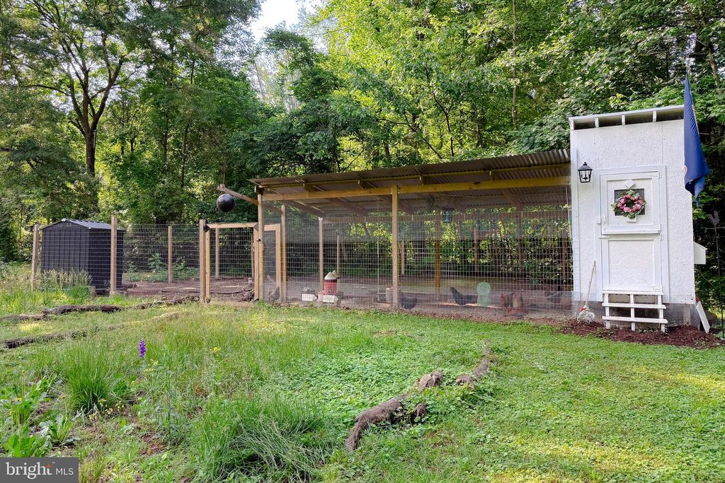Image 52 of property listing at 6345 HOOVER LN, Bryans Road, MD 20616