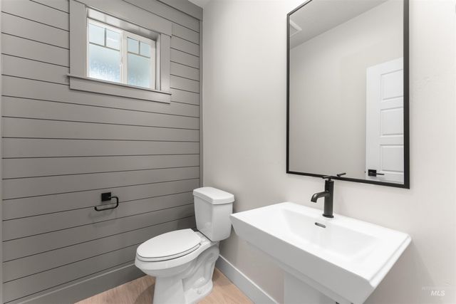 8164 Fountain Brook, Middleton, ID 83644