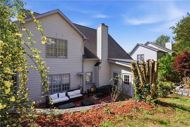 874 Georgian Point Drive, Lawrenceville, GA 30045