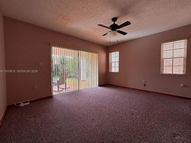 14642 SW 50th Ter, Miami, FL 33175