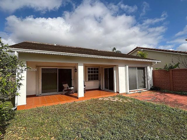 14642 SW 50th Ter, Miami, FL 33175